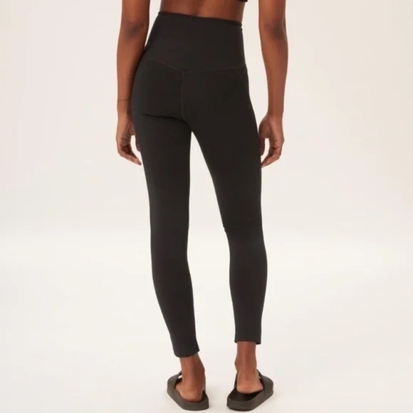 Girlfriend Collective Compressive High Rise Leggings Charcoal Gray Size Small - Picture 2 of 8